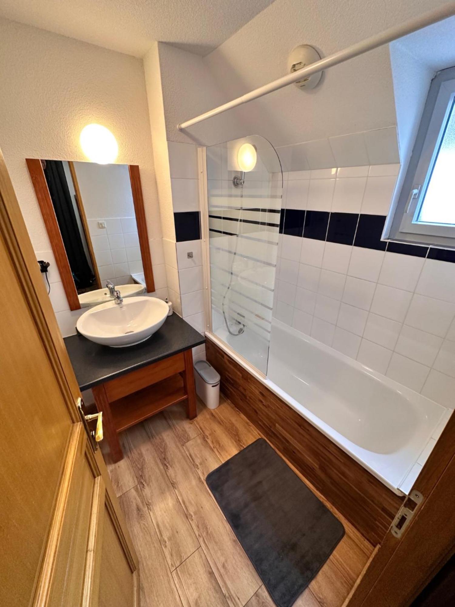 Grand Appartement Peyra'Good Tout Equipe Linge De Lit Et De Toilette Inclus - 8 Couchages - Station Peyragudes - Vue Montagne - 2 Balcons-Terrasses Germ Ngoại thất bức ảnh